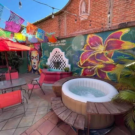 La Chula House Antigua, Jacuzzi. Vila
